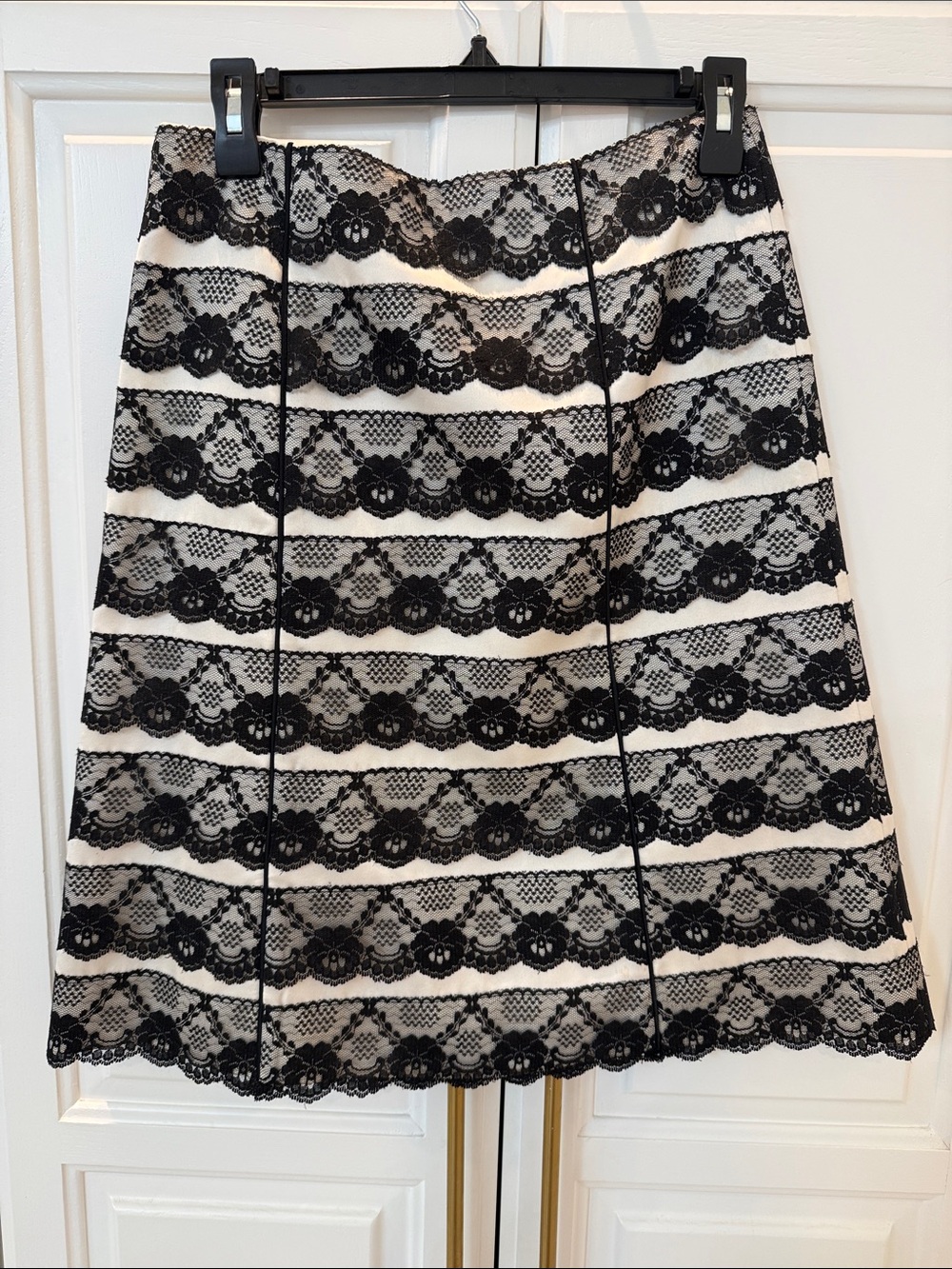 Laundry By Shelli Segal Black & Cream Lace Panel A-Line Skirt